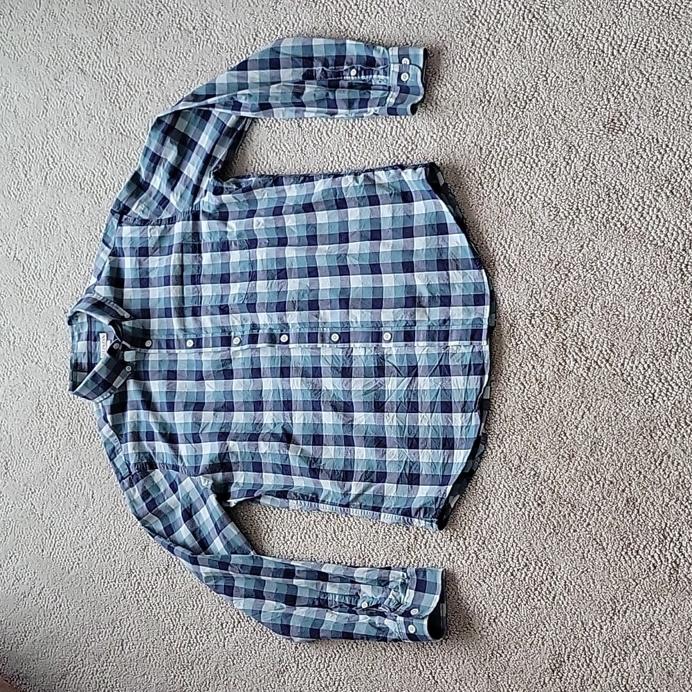Men's Long Sleeved Button Down Dress Shirt